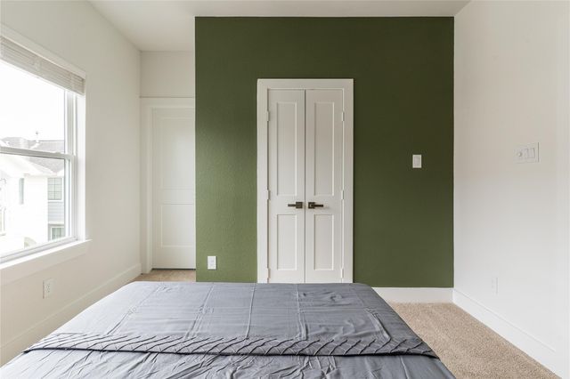 2428 Ella Boulevard, Houston, TX 77008