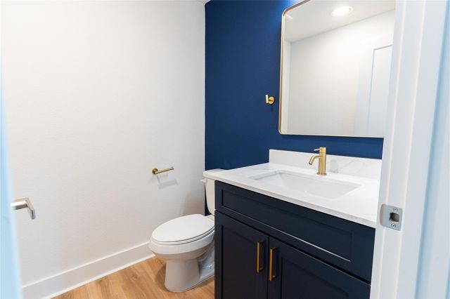 2428 Ella Boulevard, Houston, TX 77008