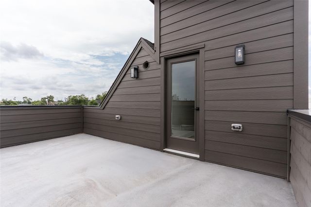 2428 Ella Boulevard, Houston, TX 77008