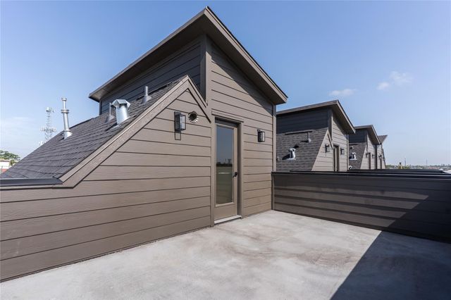 2428 Ella Boulevard, Houston, TX 77008