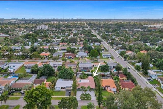 5500 Buchanan Street, Hollywood, FL 33021