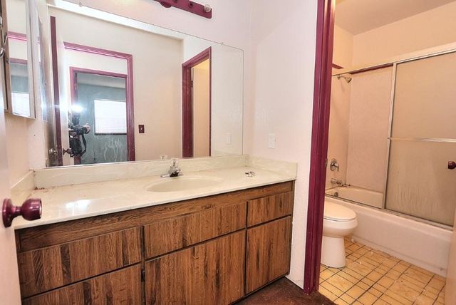 4409 Tallyho Dr, Sacramento, CA 95826