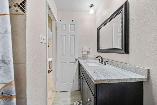 16915 Clan Macgregor Drive, Houston, TX 77084