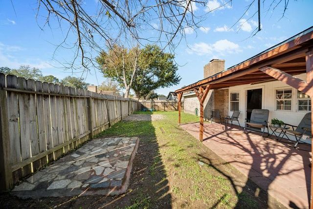 16915 Clan Macgregor Drive, Houston, TX 77084