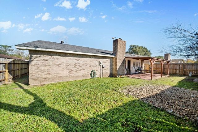 16915 Clan Macgregor Drive, Houston, TX 77084