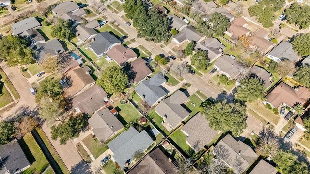 16915 Clan Macgregor Drive, Houston, TX 77084