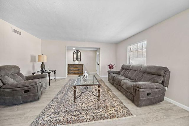 16915 Clan Macgregor Drive, Houston, TX 77084