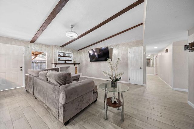 16915 Clan Macgregor Drive, Houston, TX 77084