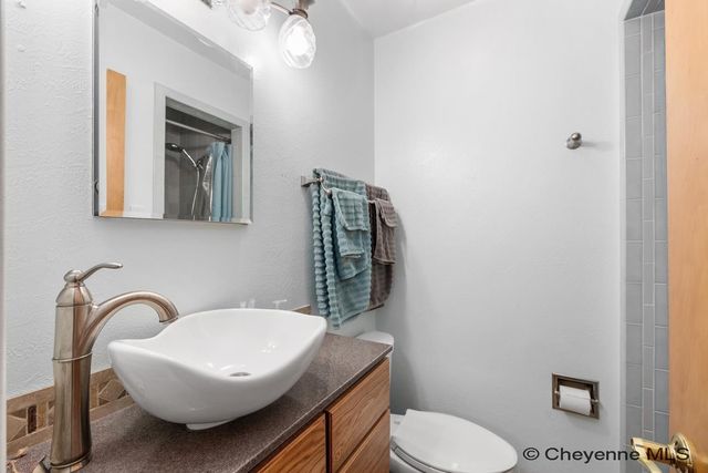 1017 MELTON ST, Cheyenne, WY 82009