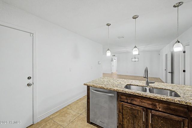 1737 W CAROL Avenue, Mesa, AZ 85202