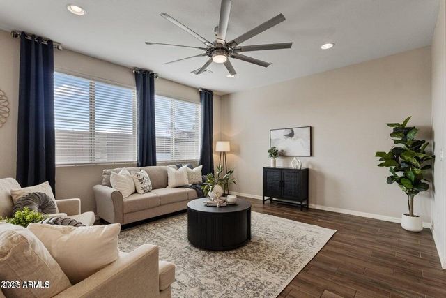 2337 W GLORIA Lane, Phoenix, AZ 85085