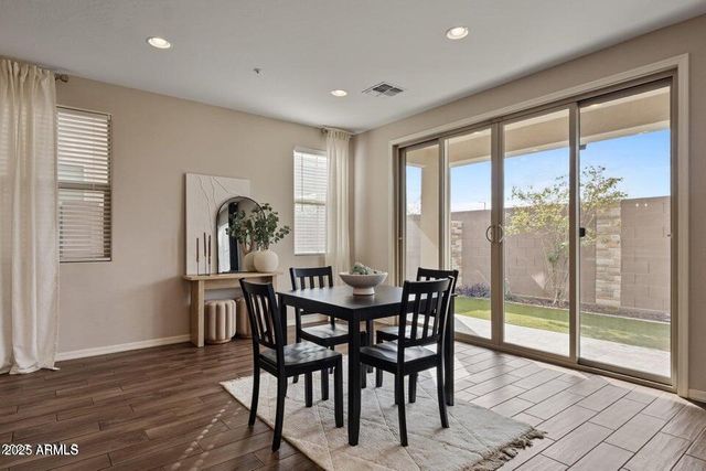 2337 W GLORIA Lane, Phoenix, AZ 85085