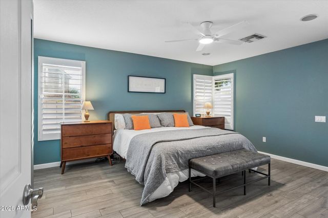 3428 E FRANCISCO Drive, Phoenix, AZ 85042