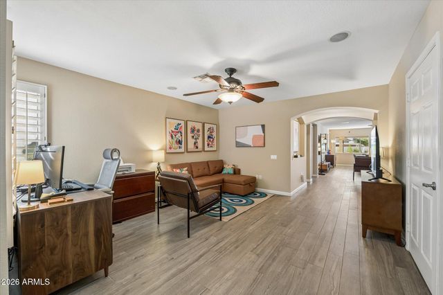 3428 E FRANCISCO Drive, Phoenix, AZ 85042