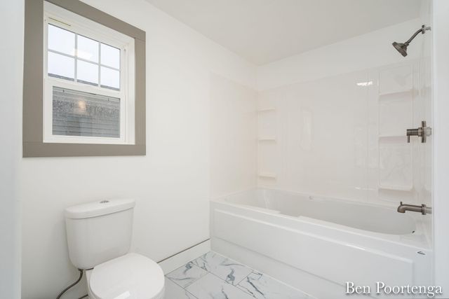 18351 W HC-Edmore Road, Howard City, MI 49329