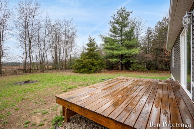 18351 W HC-Edmore Road, Howard City, MI 49329