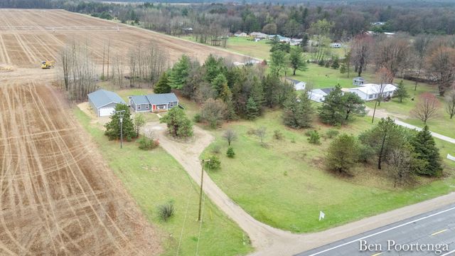 18351 W HC-Edmore Road, Howard City, MI 49329