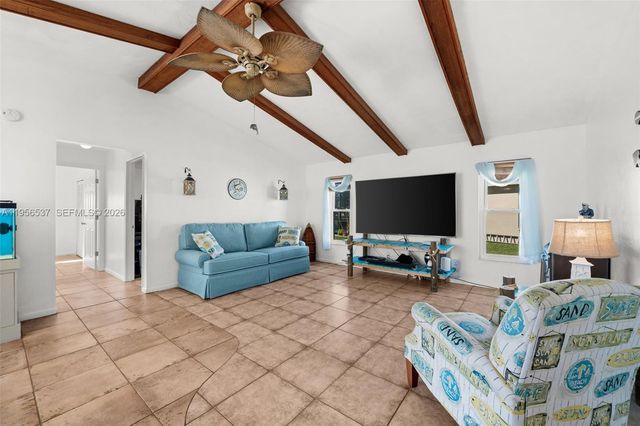 250 SW 37th ter, Cape Coral, FL 33914