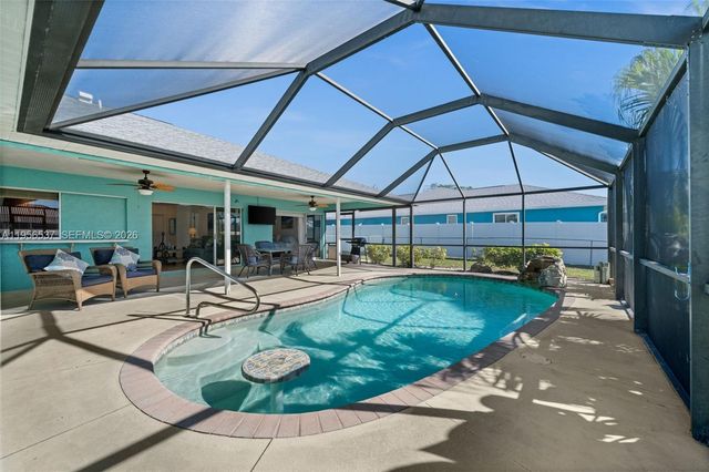 250 SW 37th ter, Cape Coral, FL 33914