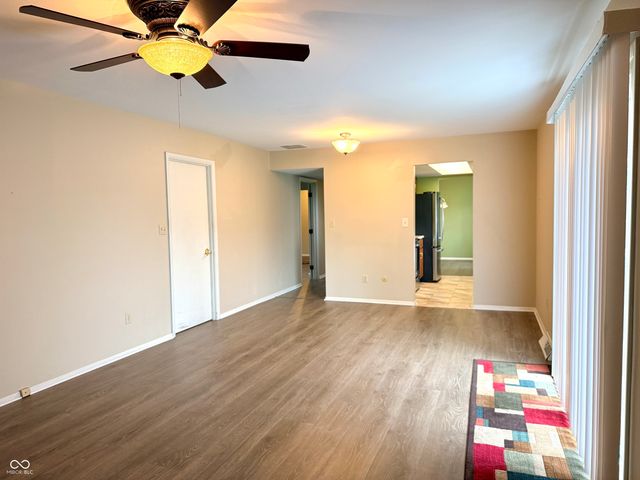 4525 Chapel Drive, Columbus, IN 47203