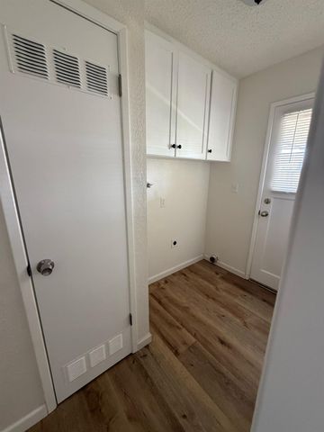 9375 E Bullard Avenue, Clovis, CA 93619