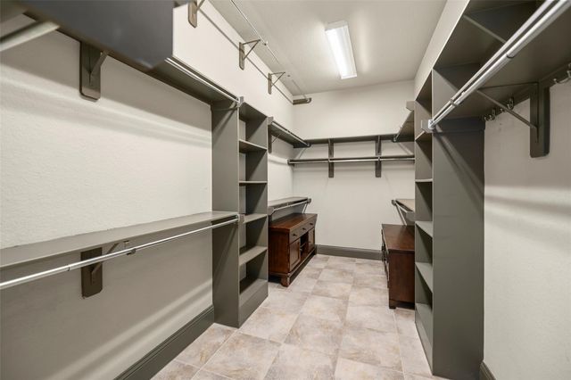 9802 Luna Springs Lane, Cypress, TX 77433