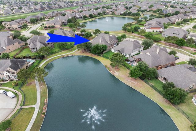 9802 Luna Springs Lane, Cypress, TX 77433