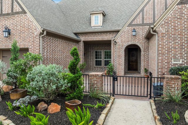 9802 Luna Springs Lane, Cypress, TX 77433