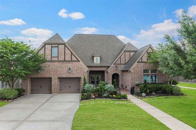 9802 Luna Springs Lane, Cypress, TX 77433