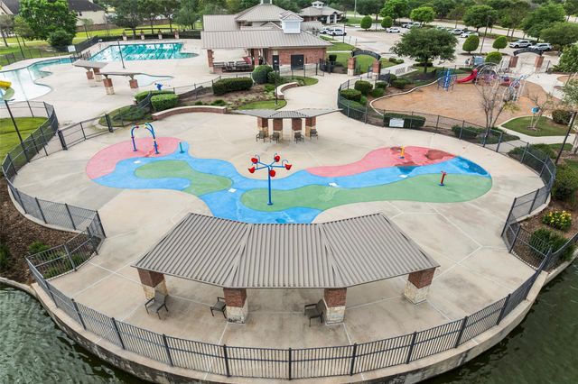 9802 Luna Springs Lane, Cypress, TX 77433