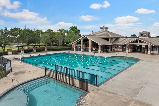 9802 Luna Springs Lane, Cypress, TX 77433