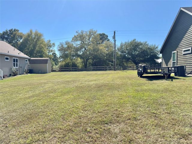 18 Oakland Court, Huntsville, TX 77340