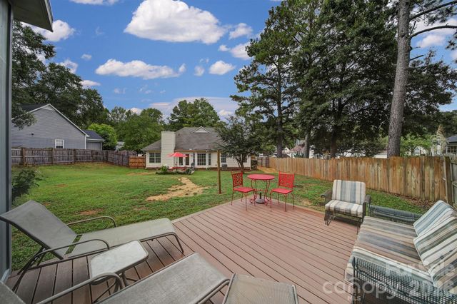 1383 Saint Katherines Way, Rock Hill, SC 29732