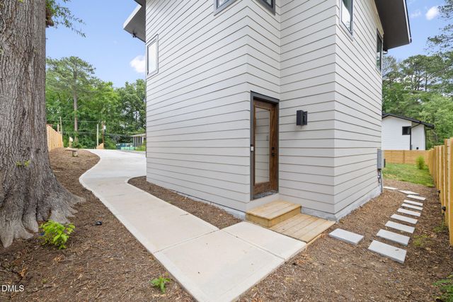 418 E Hammond Street, Durham, NC 27704