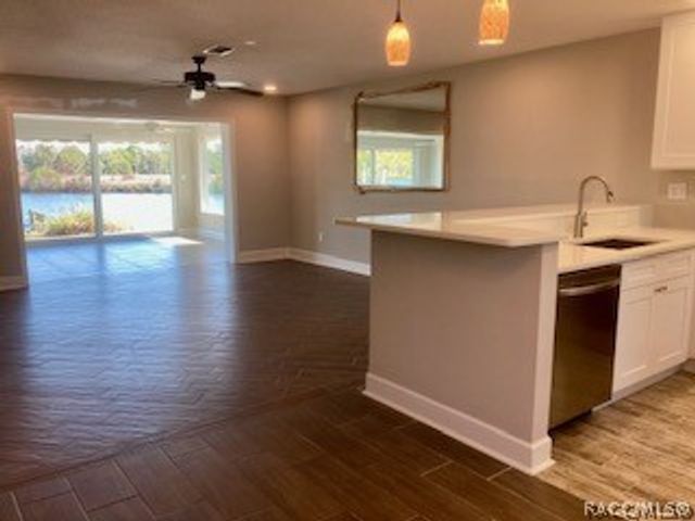 11474 W Bayshore Drive, Crystal River, FL 34429