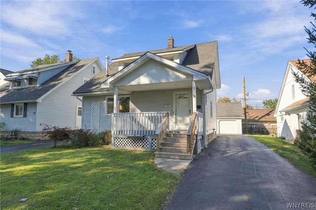 25 Cayuga Avenue, Lancaster, NY 14086