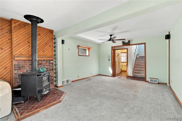 25 Cayuga Avenue, Lancaster, NY 14086