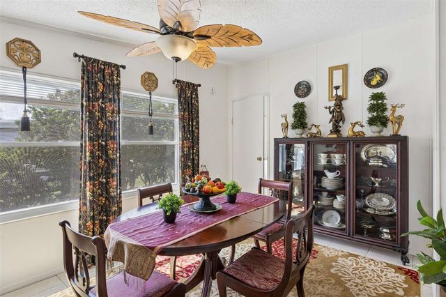 1433 ELKHART CIRCLE, Tavares, FL 32778