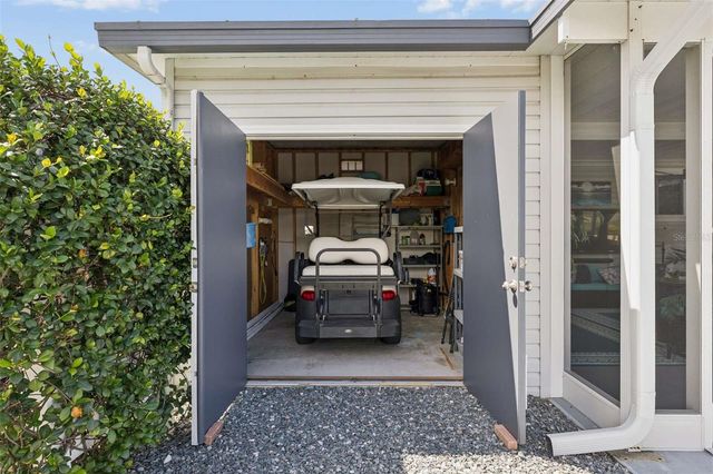 1433 ELKHART CIRCLE, Tavares, FL 32778