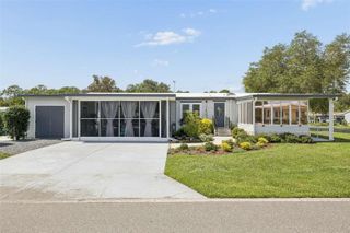 1433 ELKHART CIRCLE, Tavares, FL 32778