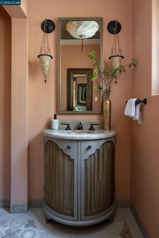 280 Indian Rd, Piedmont, CA 94610