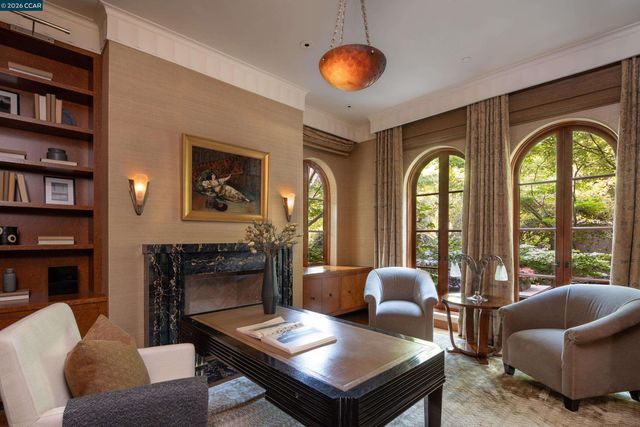 280 Indian Rd, Piedmont, CA 94610