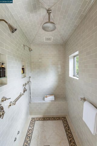 280 Indian Rd, Piedmont, CA 94610