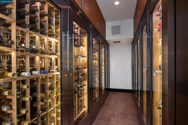 280 Indian Rd, Piedmont, CA 94610