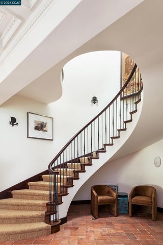 280 Indian Rd, Piedmont, CA 94610