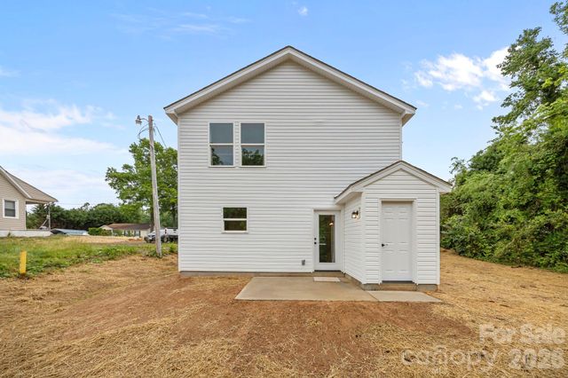 607 N Dixie Street, Cherryville, NC 28021