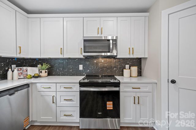 607 N Dixie Street, Cherryville, NC 28021