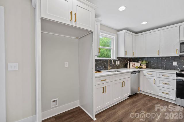 607 N Dixie Street, Cherryville, NC 28021