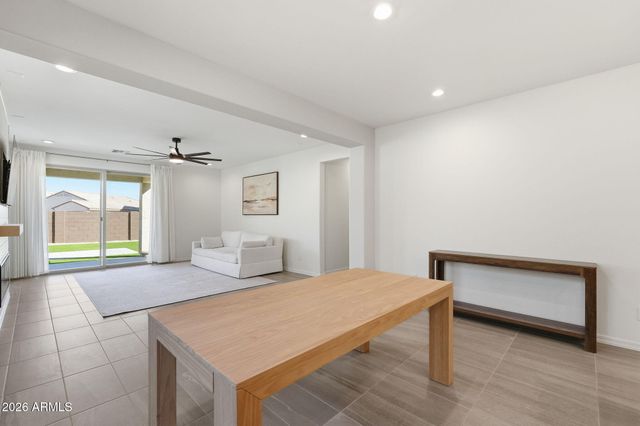 1536 W FLINTLOCK Drive, San Tan Valley, AZ 85144