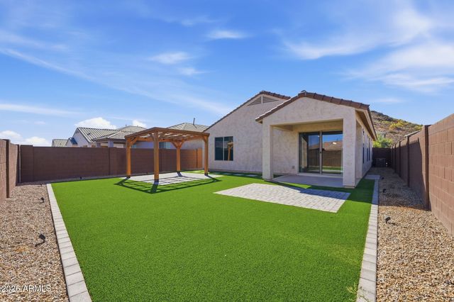 1536 W FLINTLOCK Drive, San Tan Valley, AZ 85144